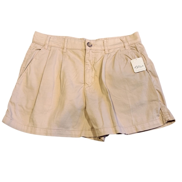 Free People Chino Shorts Almond Milk NWT - Picture 4 of 4